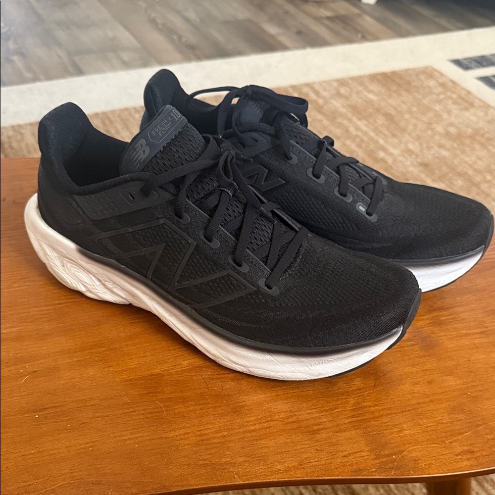 New Balance 1080 v13 Black Athletic Sneakers size 10D